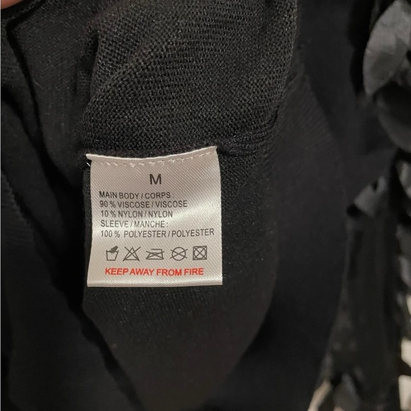 Qed london Chic Black Sweater with see throught Leafy Sleeves size medium - Picture 3 of 6